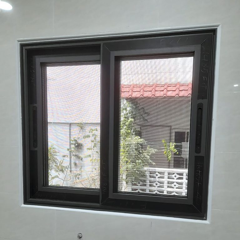 Security Mesh Sliding Window - Reliance Home