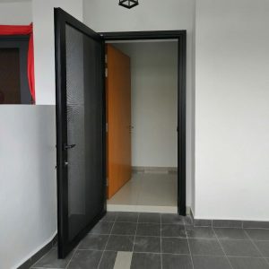 Alternative view of 𝗩𝗘𝗡𝗧𝗥𝗜𝗫™ 1 Door - Security Mesh Multi Swing Door (Luxe Series)